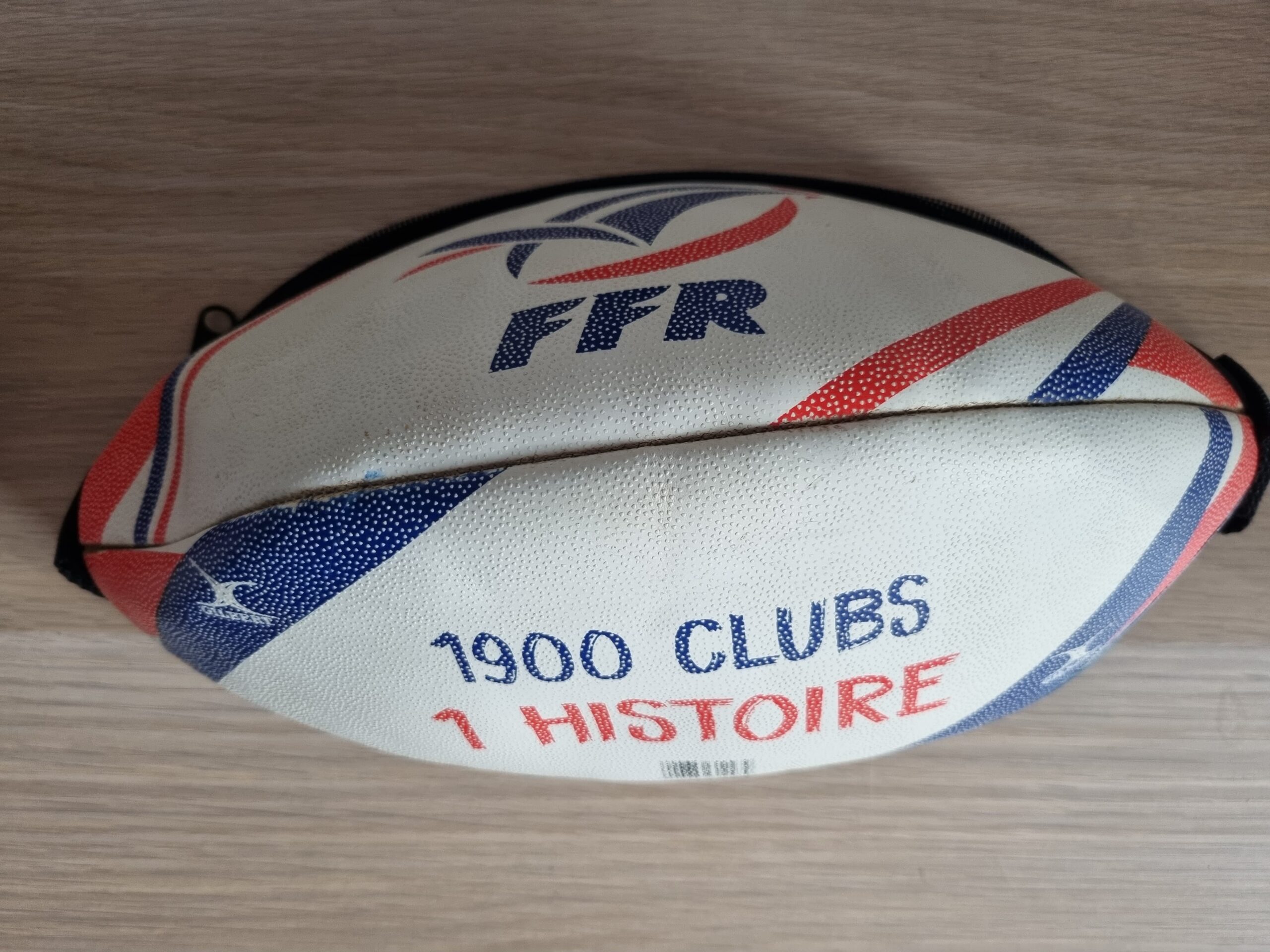 Sac Banane FFR 1900 Clubs en ballon recyclé Sac Banane FFR 1900 Clubs en ballon recyclé – Image 2