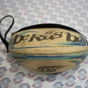 Trousse de toilette BeRugBe ballon recyclé