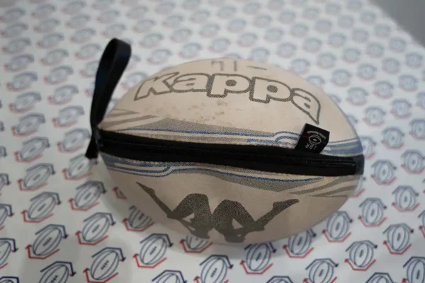 Trousse de toilette Kappa ballon recyclé
