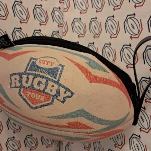 Trousse de toilette ballon City Rugby Tour recyclé