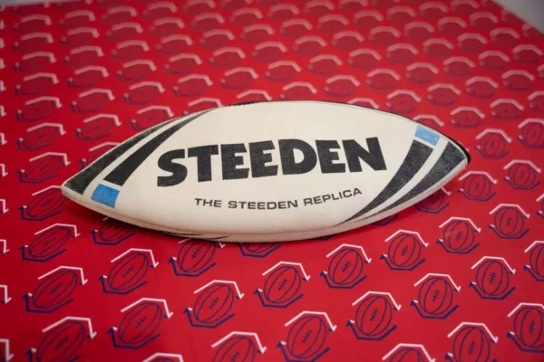 Trousse écolier ballon recyclé Steeden