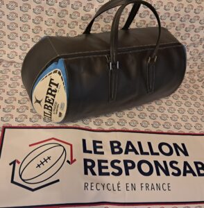 Sac de luxe en ballon de rugby recyclé - Gilbert GTR4000 Bleu Clair