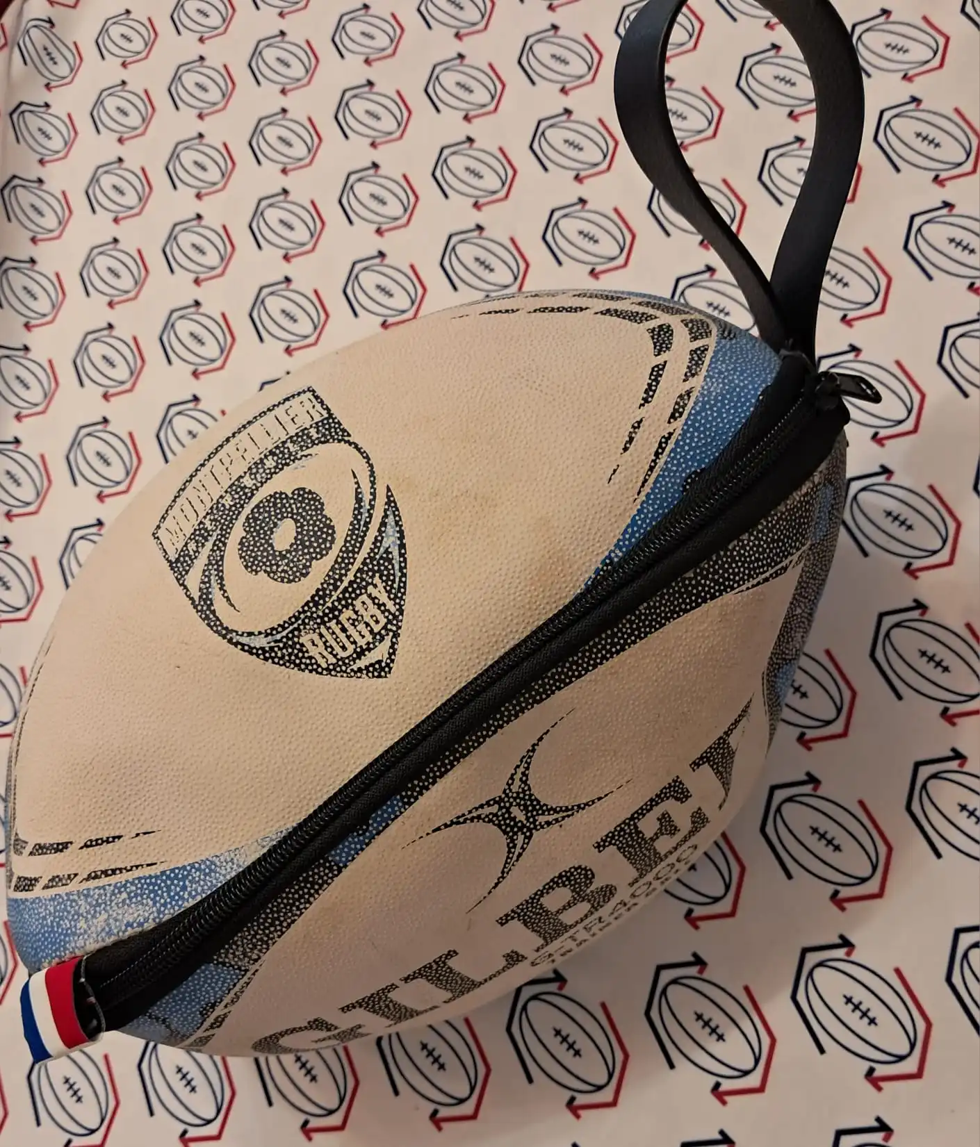 Trousse de toilette Montpellier H.R. – Bleu passion Trousse de toilette Montpellier HR recyclée