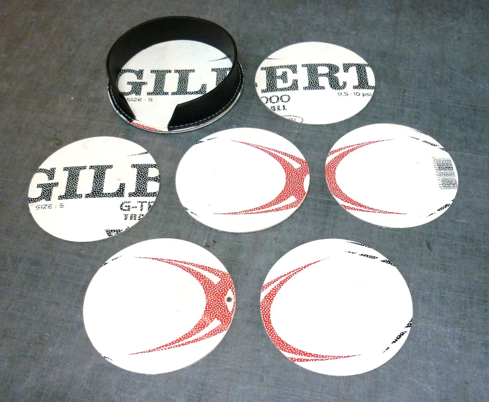 Dessous de verre (sous-bock) Gilbert GTR4000 ROUGE - 'Red is dead' Dessous de verre (sous-bock) Gilbert GTR4000 ROUGE - 'Red is dead'