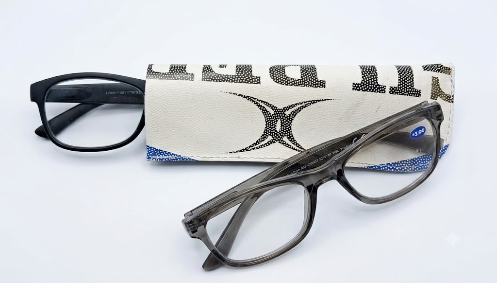Étui à lunettes Gilbert BLEU + lunettes de lecture 1.00 Étui à lunettes Gilbert BLEU + lunettes de lecture 1.00 – Image 2