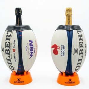 Seaux à champagne fabriqués à partir de ballons de rugby recyclés