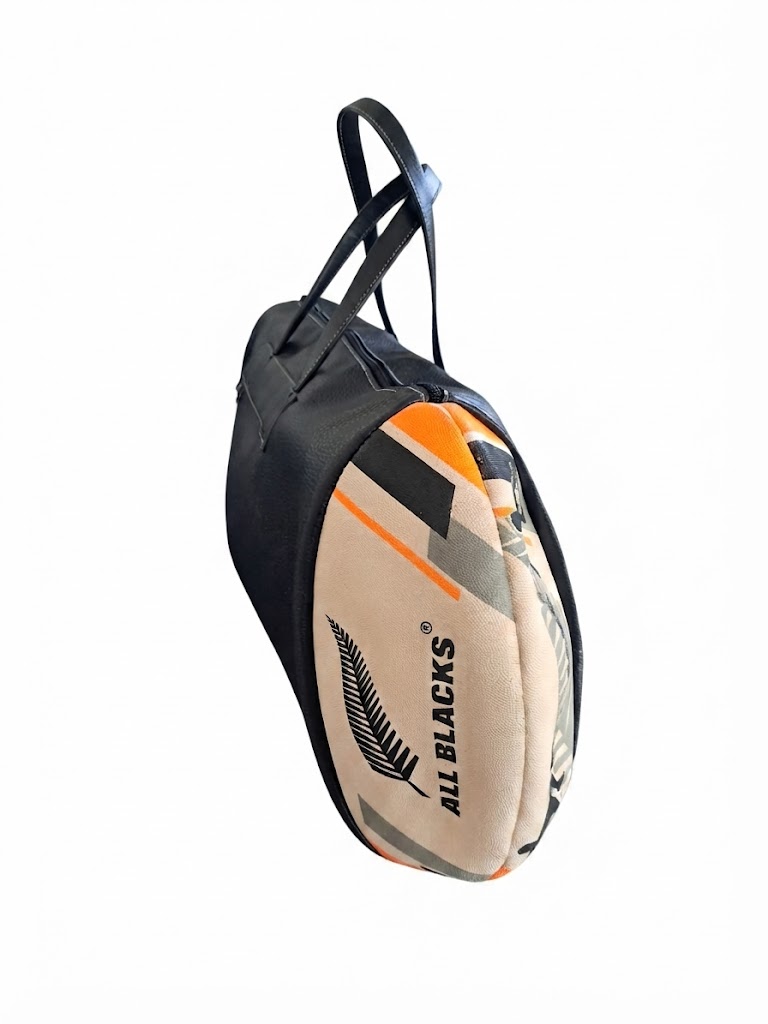 Sac de Sport NOIR - Ballon ALL-BLACKS Sac de Sport NOIR - Ballon ALL-BLACKS