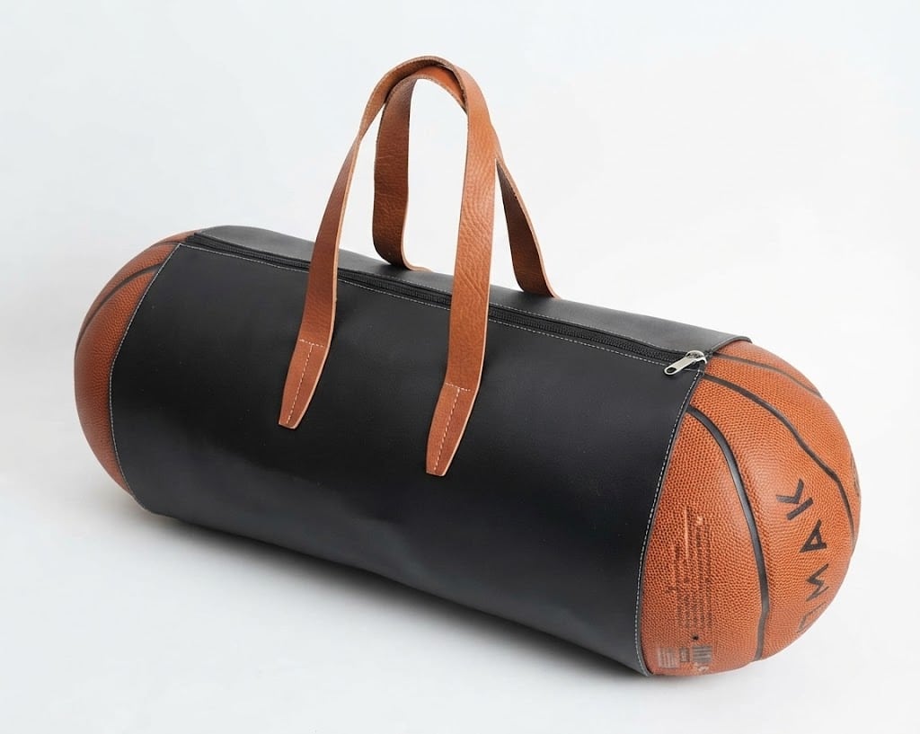 Sac de sport en ballon de BASKET-BALL upcyclé Sac de sport en ballon de BASKET-BALL upcyclé